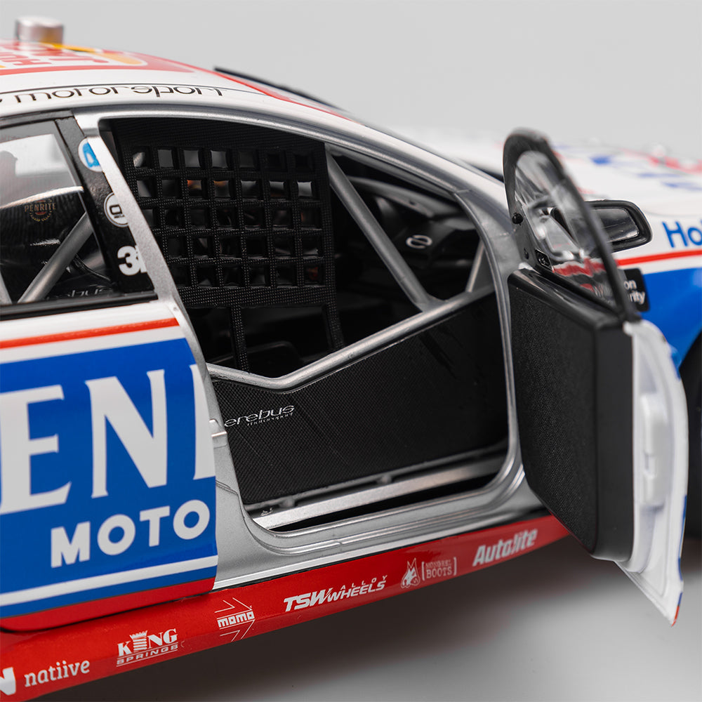 1:18 Erebus Motorsport #90 Holden VF Commodore - 2016 Sandown 500 Retro Round